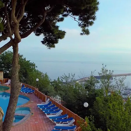 Hotel Suisse Thermal Village Casamicciola Terme