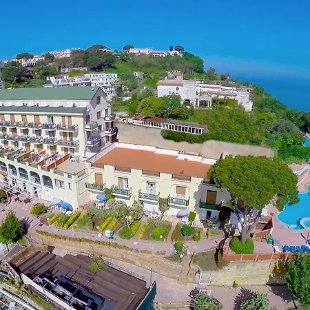 Suisse Thermal Village Hotel