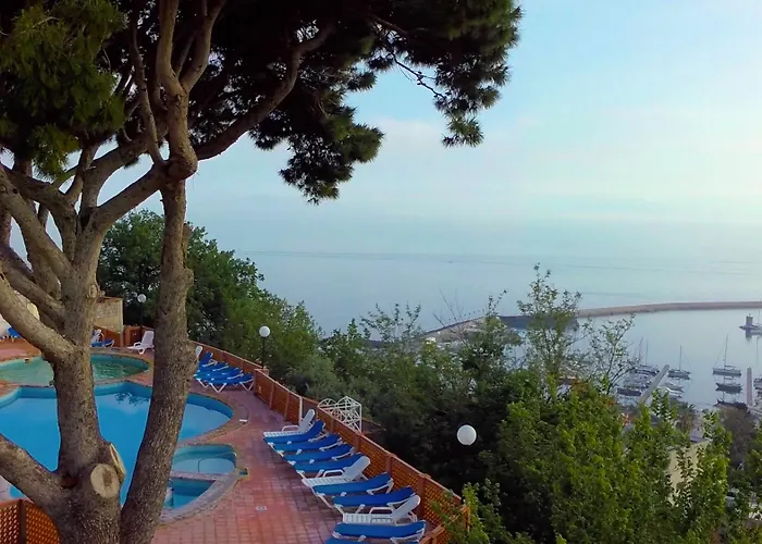 Hotell Suisse Thermal Village Casamicciola Terme